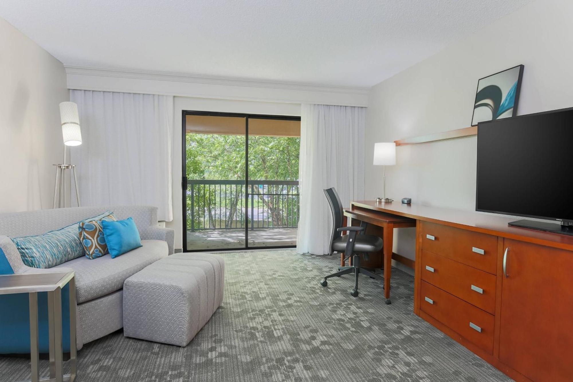 Hotel Courtyard By Marriott Monroe Airport Exteriér fotografie
